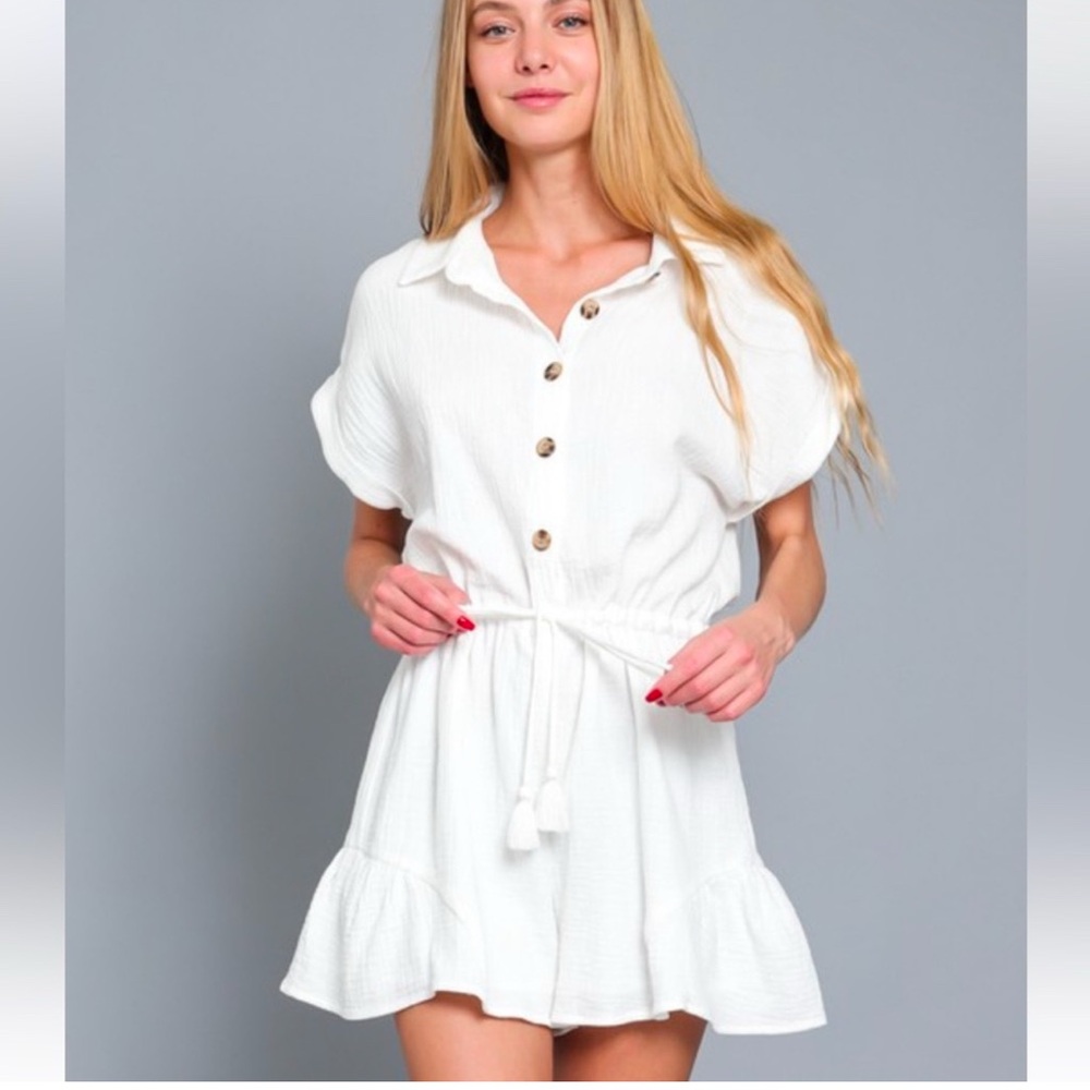 NWT Aakaa Beautiful White Tiered Skirt Button-Up Romper